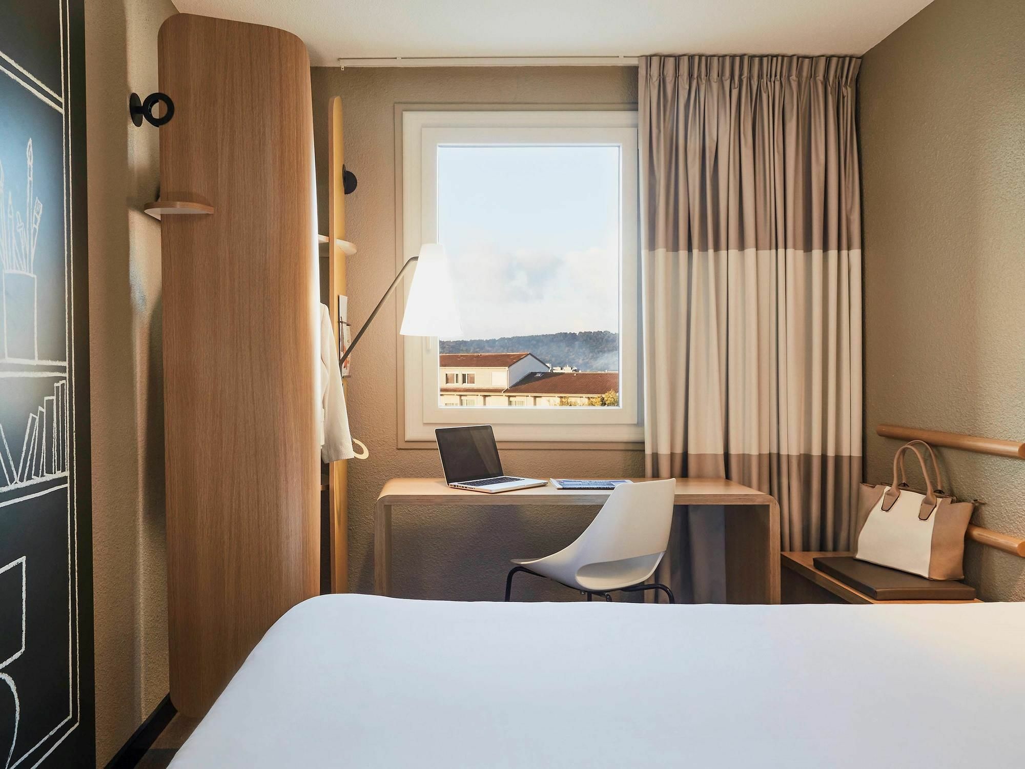 Ibis Toulon La Seyne Sur Mer מראה חיצוני תמונה