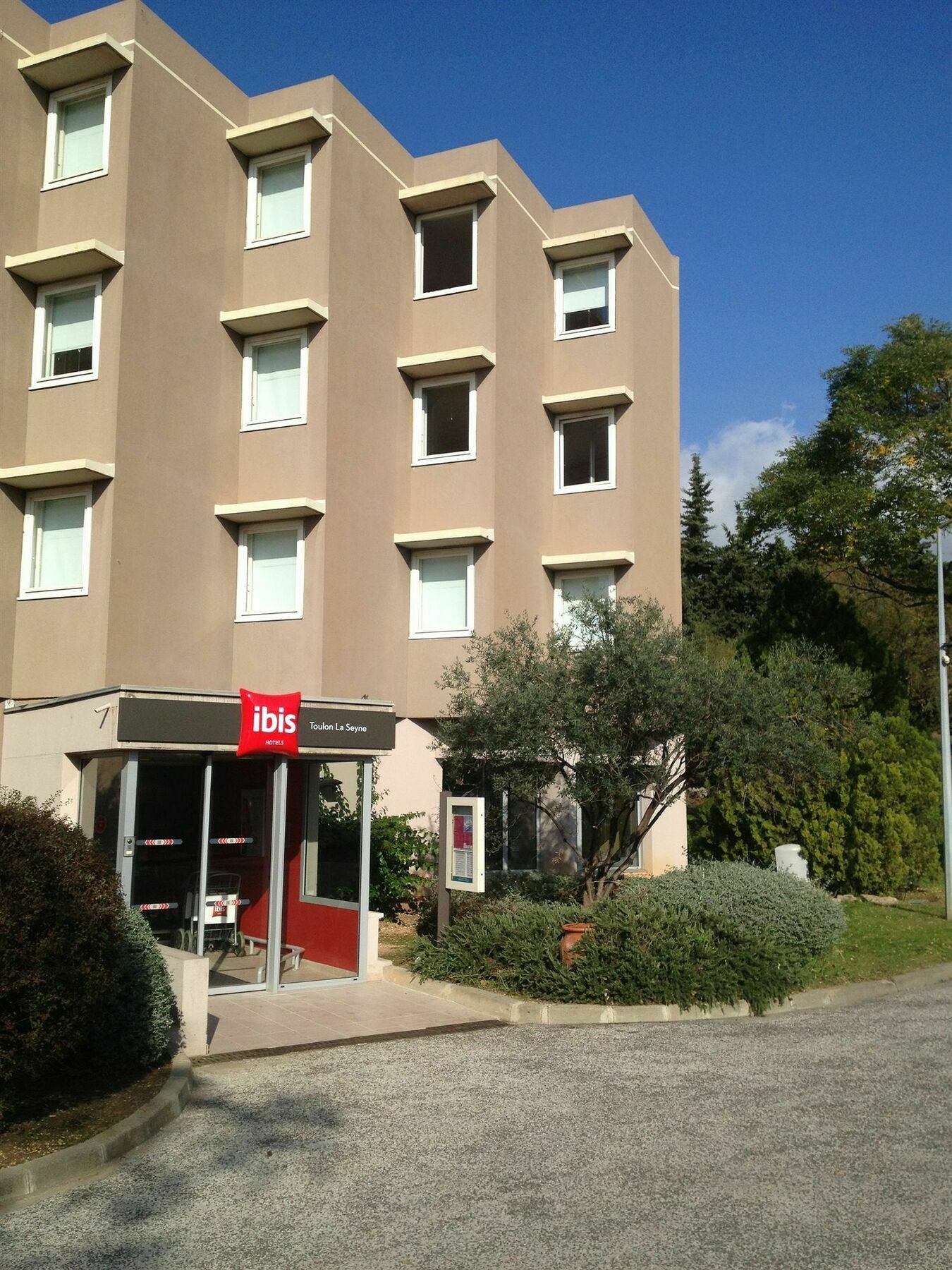 Ibis Toulon La Seyne Sur Mer מראה חיצוני תמונה